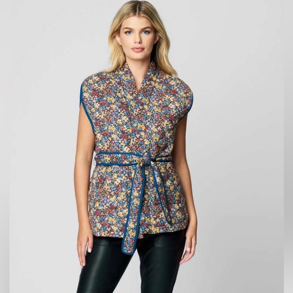 Blanc NYC floral vest - Picture 2 of 7